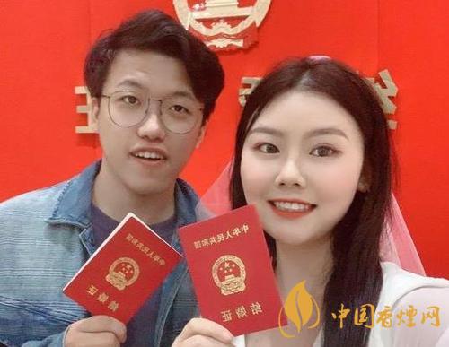 90后同名同姓情侶領(lǐng)證結(jié)婚 太有夫妻緣了！