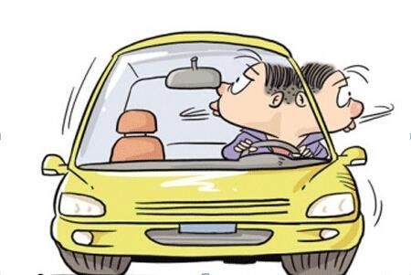 開車抽煙扣分嗎，2018年開車抽煙如何處罰