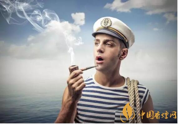 香煙夾耳朵上是怎么來的，耳夾煙是男人的專利